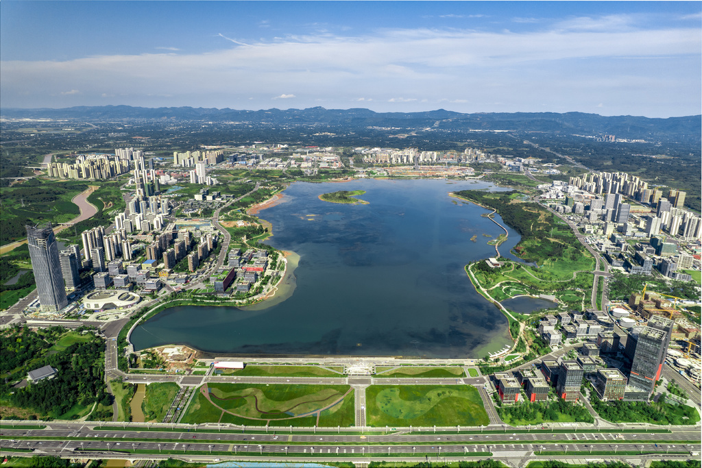 成都兴隆湖再次蓄水 公园城市多个场景"上新"