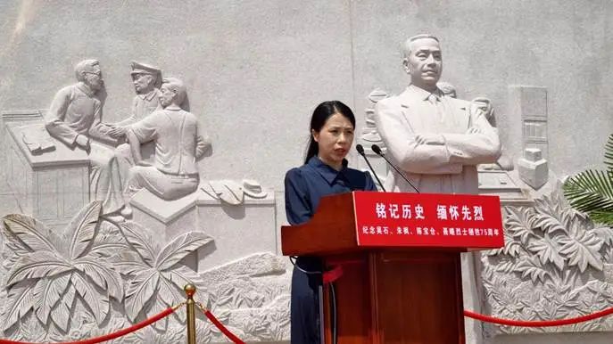 聂曦侄孙女黄怡然